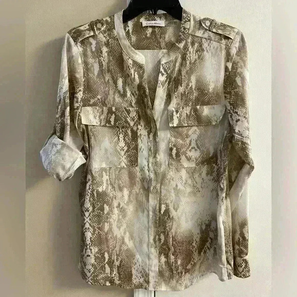 Calvin Klein button up blouse reptile print roll sleeve tab Medium. NWOT - Picture 1 of 6
